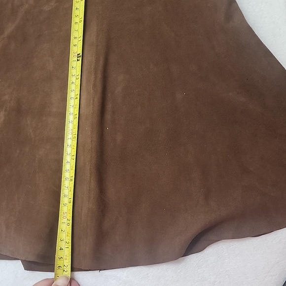 New Ralph Lauren Suede Skirt – Boho Western Style 🤎. - Picture 7 of 9